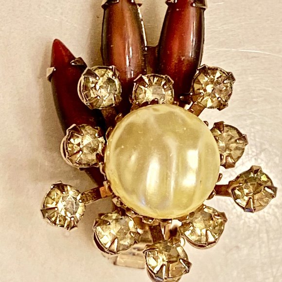 Vintage CATHE Dark Coral, rhinestones and faux pearl Brooch and Earrings Set - Picture 7 of 9